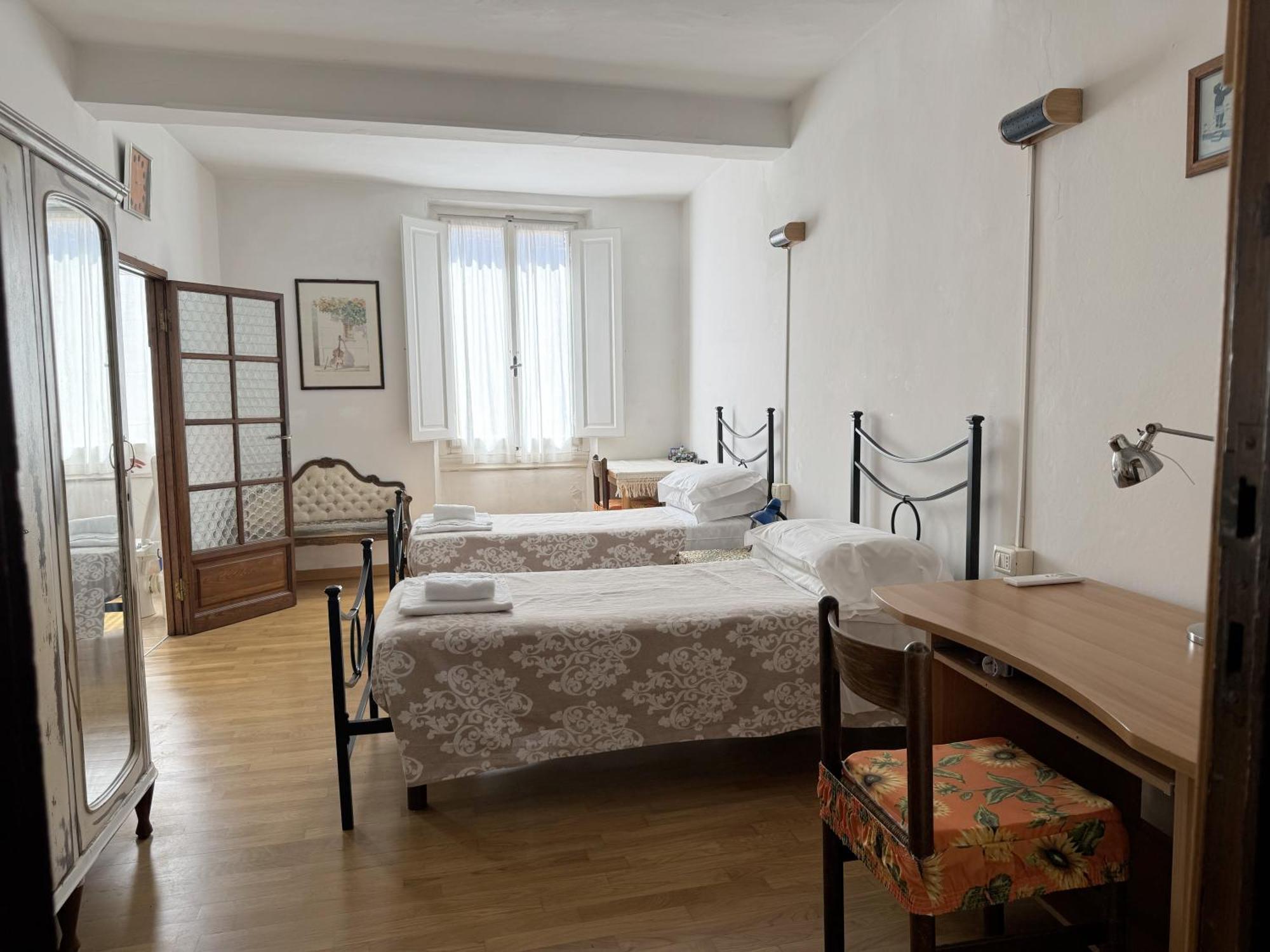 Giulio In Santo Spirito Apartment ฟลอเรนซ์ ภายนอก รูปภาพ